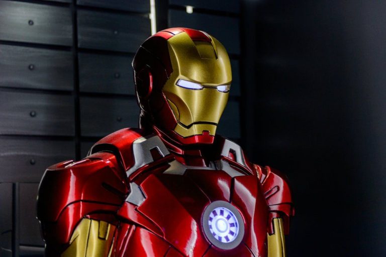 Unveiling the Origin of Iron Man’s Nanotech Suit: Insight from a Deleted Iron Man 2 Scene