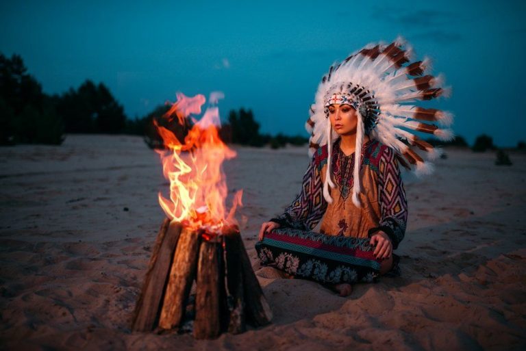 Commercial Toronto Casting Call for First Nations Women (Pay is $1,500)