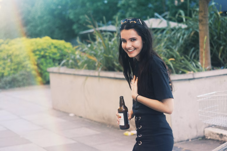 $600/Day Beer Commercial Casting Call for Models