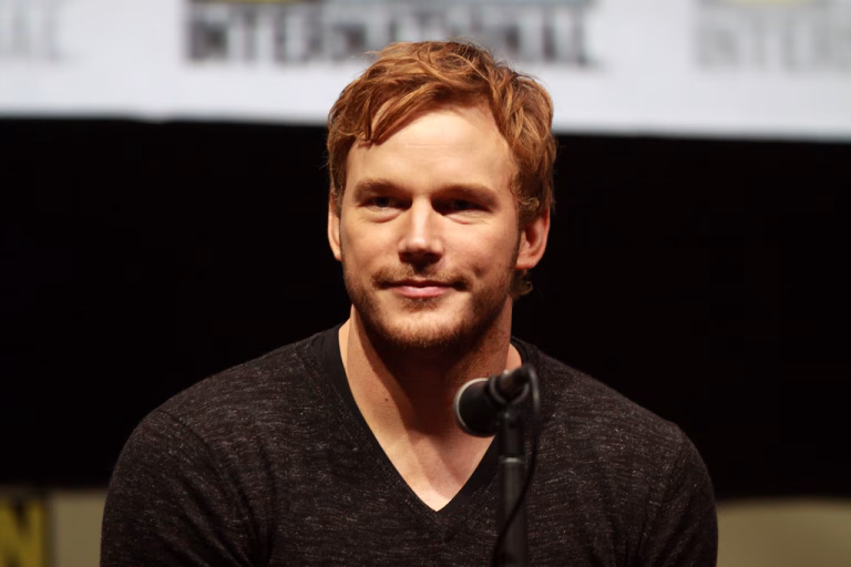 Chris Pratt Defended Co-Star Against “Mean Jokes” on Parks and Recreation