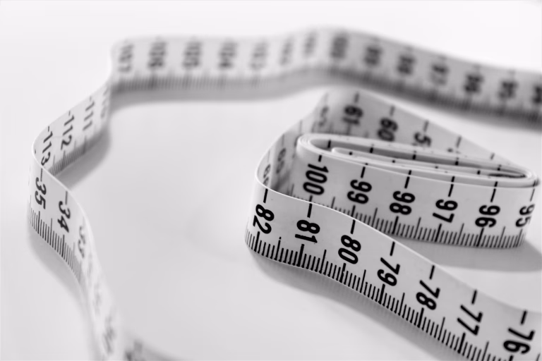 The Ultimate Guide to Taking Your Body Measurements as an Actor