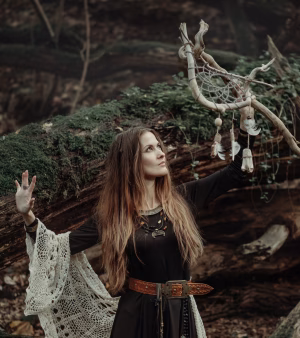 Anastasia Kalinovskaya - Gallery Image 7