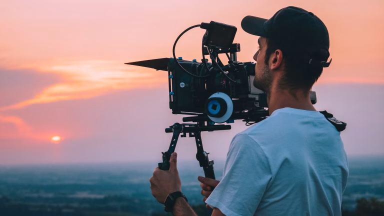 Broke Director: Art vs Commerce in Filmmaking
