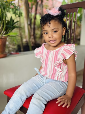 Le’Lani Broner - Gallery Image 1