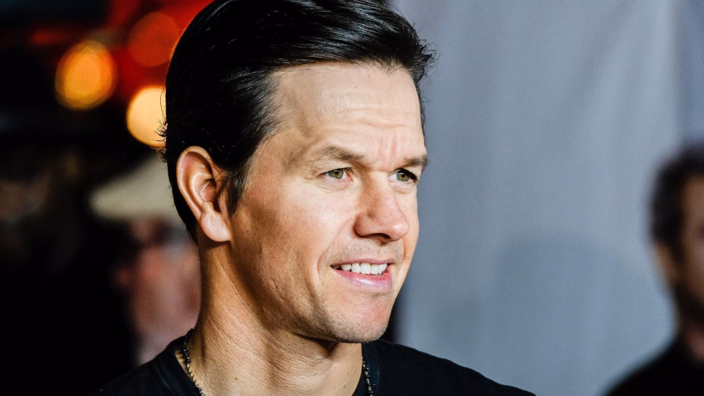 Mark Wahlberg attends the UK Premiere of Daddy’s Home 2 at VUE West End on Thursday November 16, 2017. Pictured: Mark Wahlberg. (JEP Celebrity Photos / Alamy Stock Photo)
