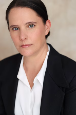 Shanna Toft - Gallery Image 1