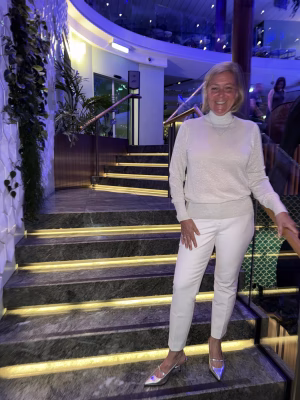 Cheryl Schiefelbein - Gallery Image 1