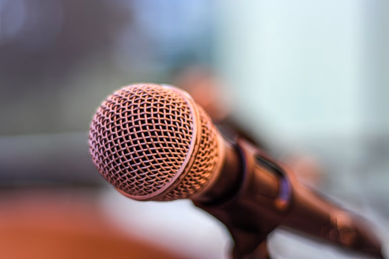 Casting Call: $3,000 Car Commercial Seeks Bilingual Spokesperson in Fort Myers, FL