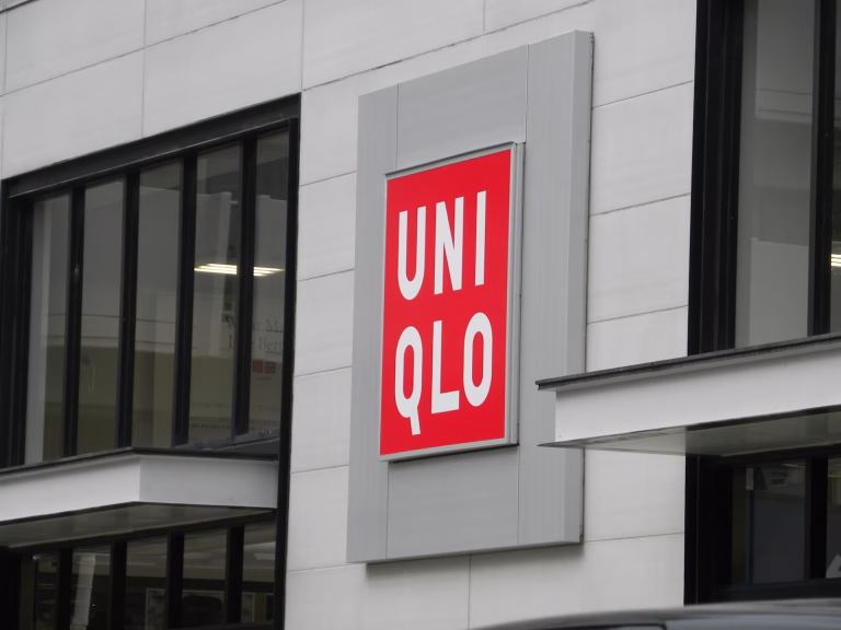 UNIQLO x Louvre Casting Call: Models Wanted for Paris Photo Shoot
