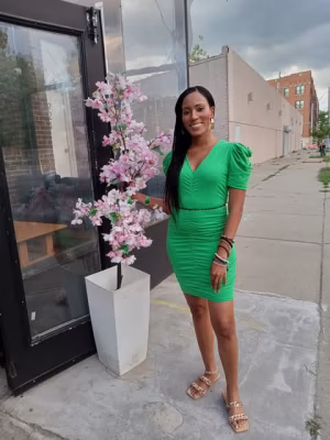 Shavonne  Moorer - Gallery Image 3