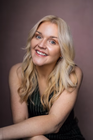 Grace Whiteside - Gallery Image 5