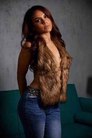 Lily Codrington - Gallery Image 12