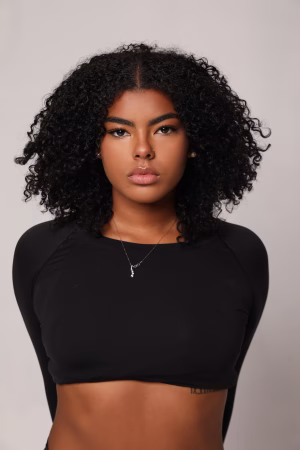 Kamalia Hewitt - Gallery Image 4