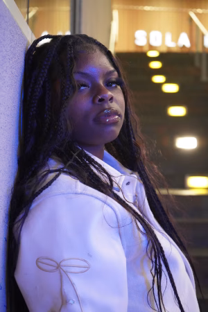Nadia Groomes - Gallery Image 7