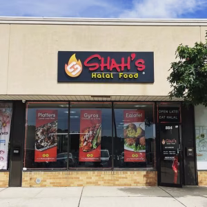 Shahs Halal Food - Gallery Image 2