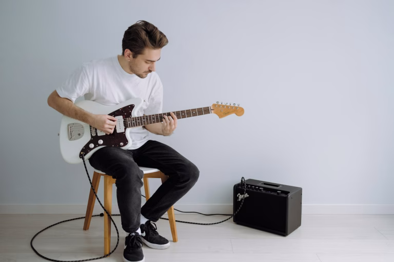 Guitar Players Needed for High School Scene in “FILCH”
