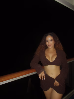 Deija Holmes - Gallery Image 5