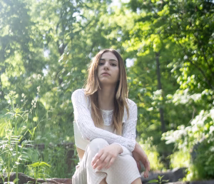Giulia Anghelescu - Gallery Image 6