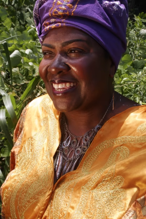Gail Cason - Gallery Image 10