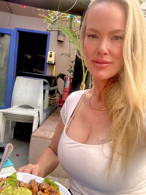 Anna Kristina Anderson - Gallery Image 4