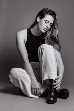 Willa morton - Gallery Image 1