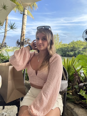 Kaitlyn Demaio - Gallery Image 5