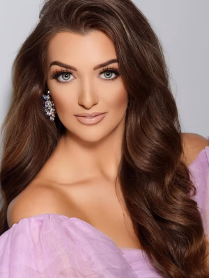 Tanna Stafford - Gallery Image 3