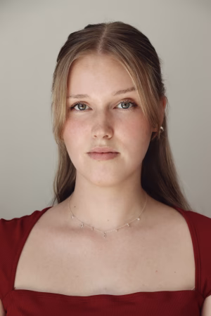 Veronique  Folscher - Gallery Image 4