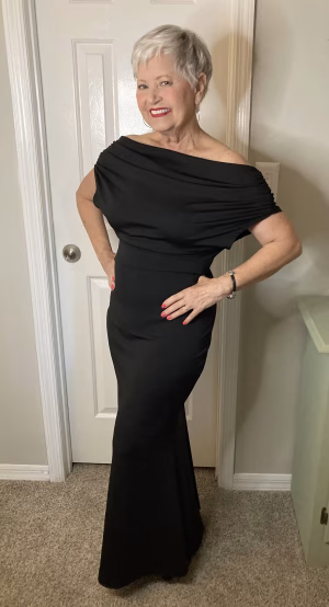 Linda Lindsey - Gallery Image 3