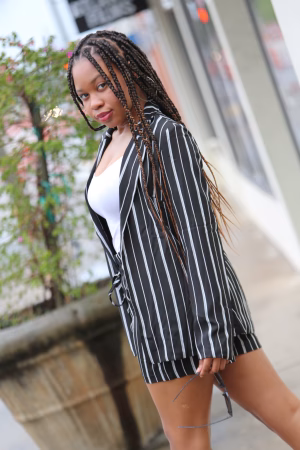 LaTrinae Bracey - Gallery Image 3