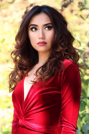 Cathrina  Barcena - Gallery Image 3