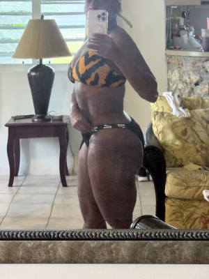Gloria  Richardson - Gallery Image 4