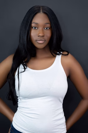 Amanie Meade - Gallery Image 2