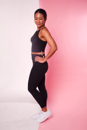 Niyra Tealer - Gallery Image 1