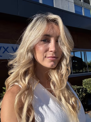 Julianna Livelli - Gallery Image 6