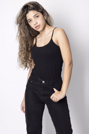 Leoneli Muñoz - Gallery Image 7
