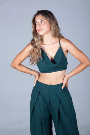 Leoneli Muñoz - Gallery Image 10
