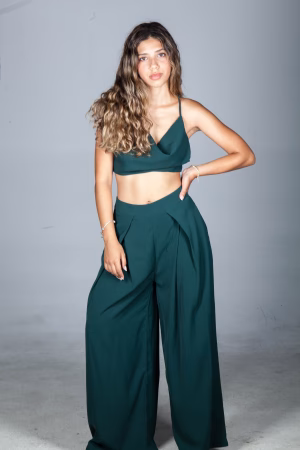 Leoneli Muñoz - Gallery Image 9