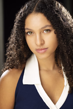 Seanna Osborne - Gallery Image 1