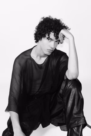 Christian Gordon - Gallery Image 15