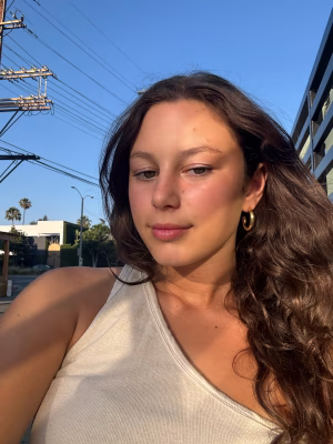Sophie Harlan - Gallery Image 3