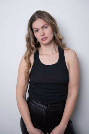Lacy Hunter  Stevenson - Gallery Image 6