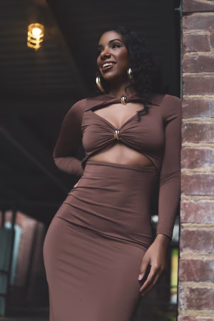 Kelli Hunter - Gallery Image 10