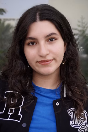 Mobina Hozhabri - Gallery Image 7