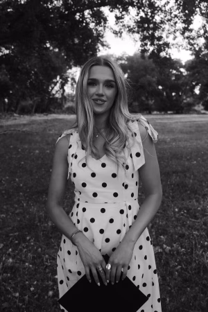 Addison  Laris - Gallery Image 4