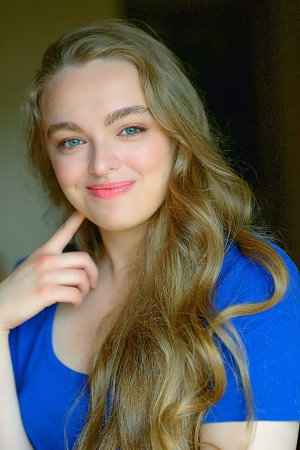 Laura Hugill - Gallery Image 12