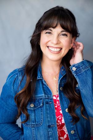 Elizabeth Hernandez - Gallery Image 4