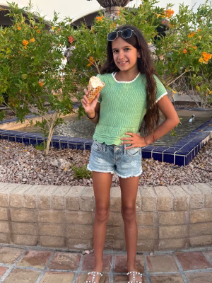 Emma Eshkanian - Gallery Image 2