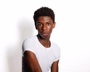 Noah Serr - Gallery Image 3