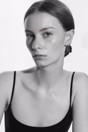 Olivia Gilbert - Gallery Image 2